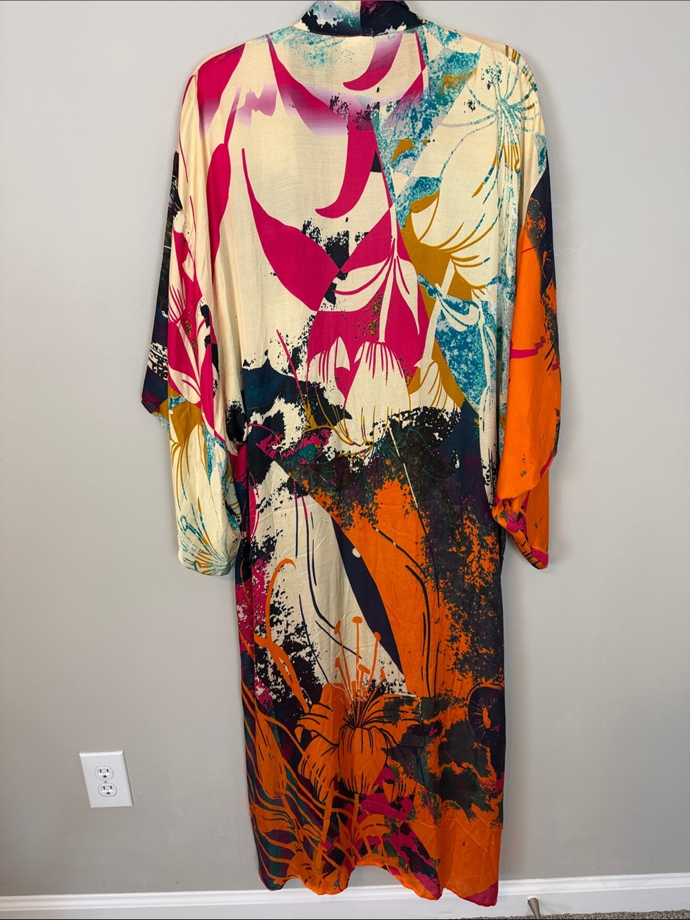 SAACHI Robe / Kimono - Picture 11 of 12